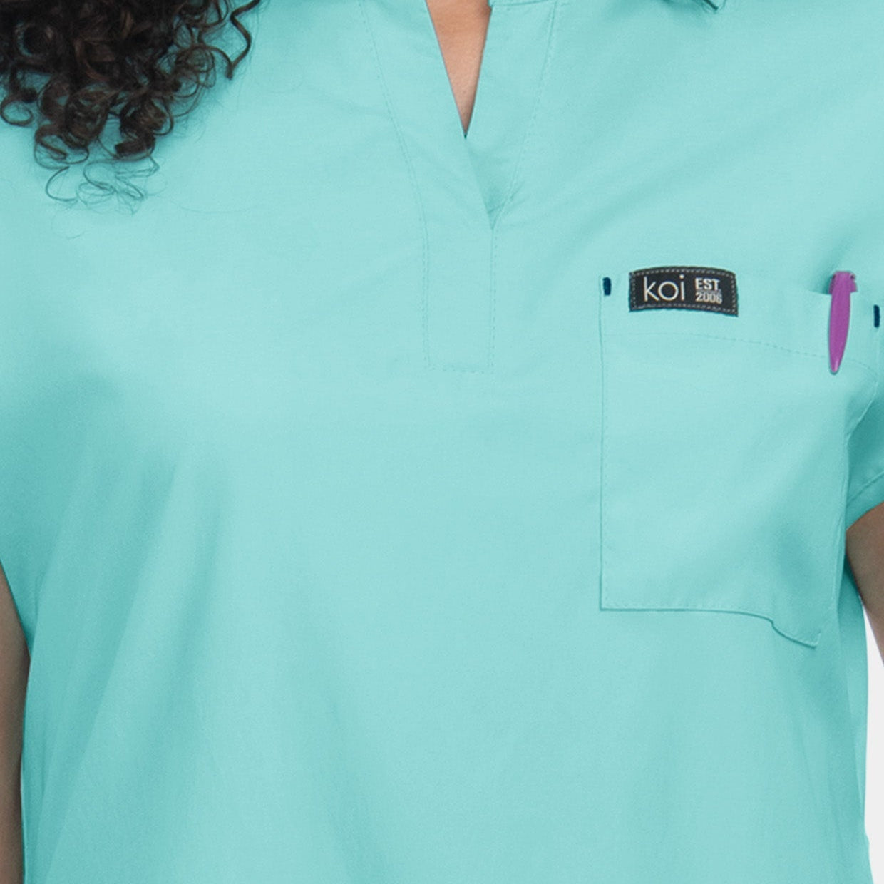 Uniformes Sanitarios Koi Basics España: uniformes cómodos y asequibles