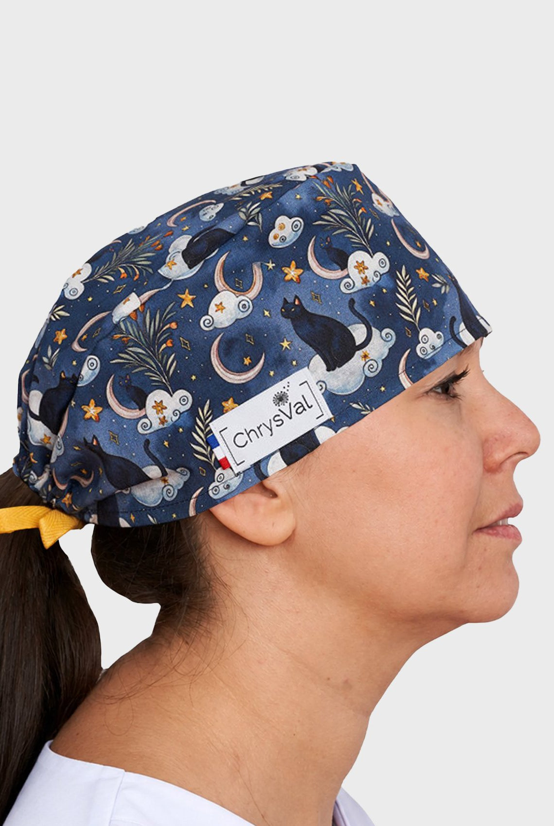 unisex-chrysval-short-scrub-cap-cat-moon-1
