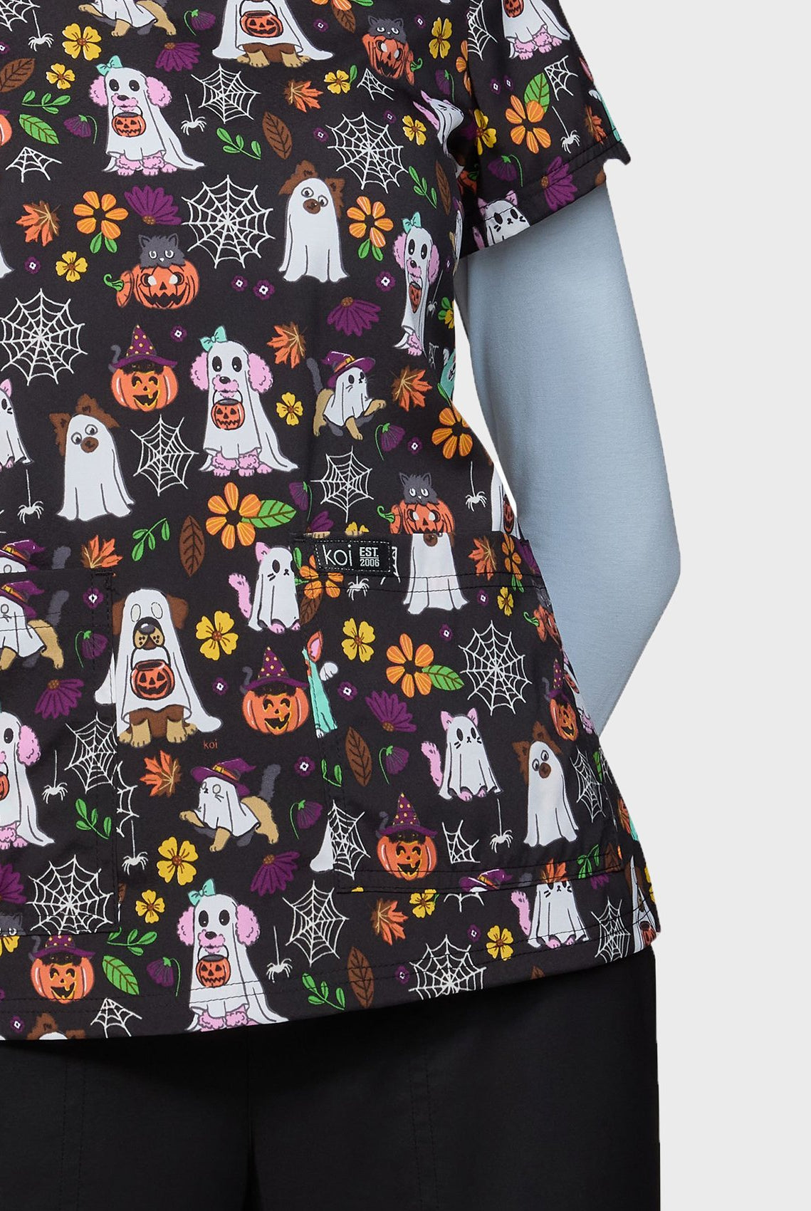 womens-scrub-top-koi-basics-leslie-ghostly-critters-2
