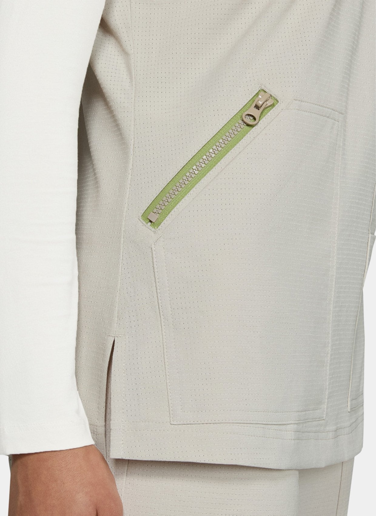 Women's Koi Solis Sari Scrub Top in Bone