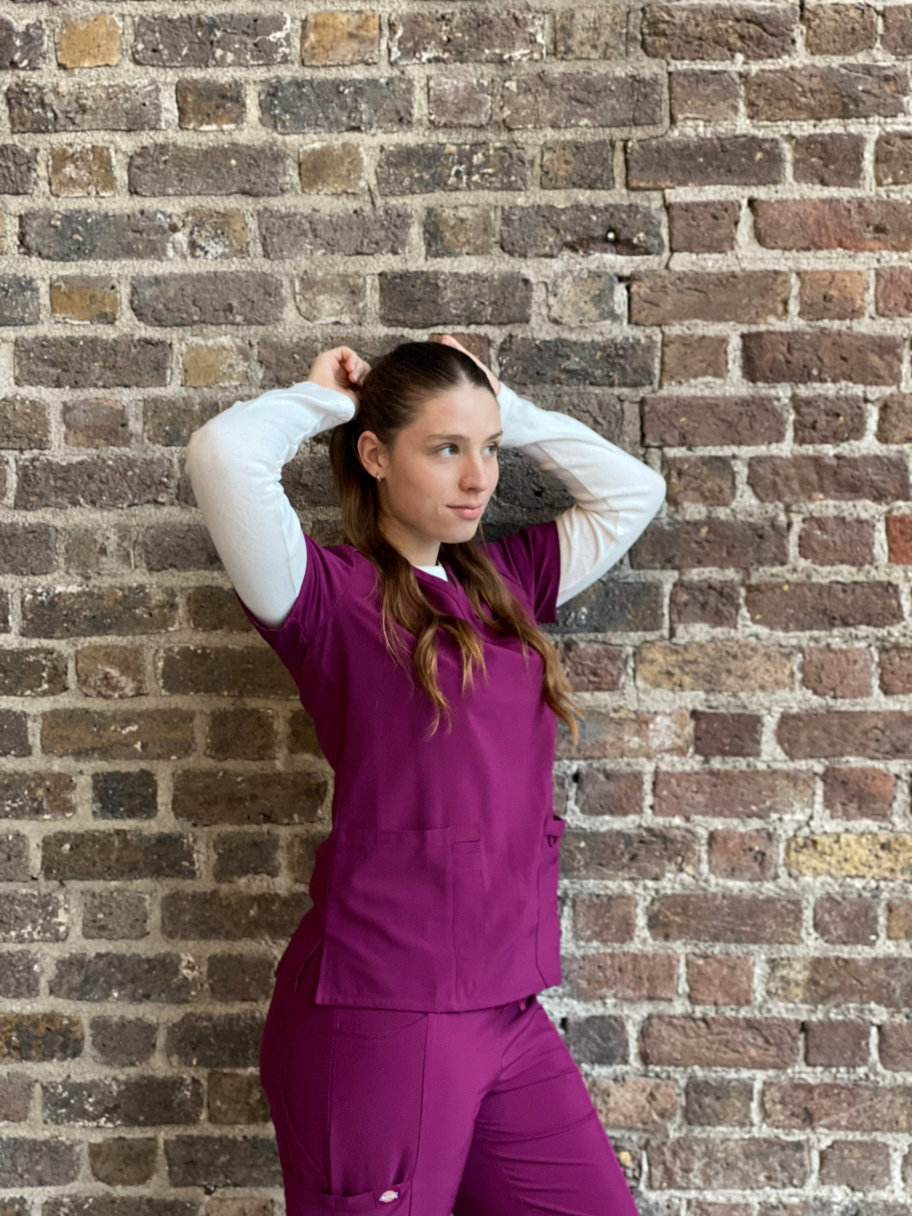 Tendencias en uniformes sanitarios para 2026: colores y diseños clave